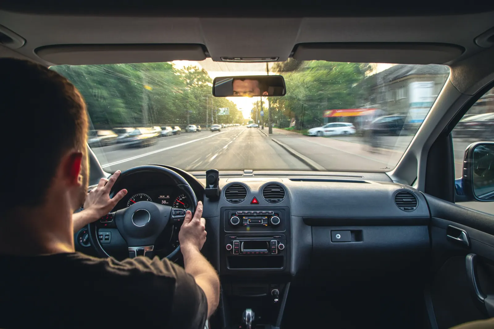 Driving in Downtown Toronto: Tips for New Drivers Tackling Busy Streets