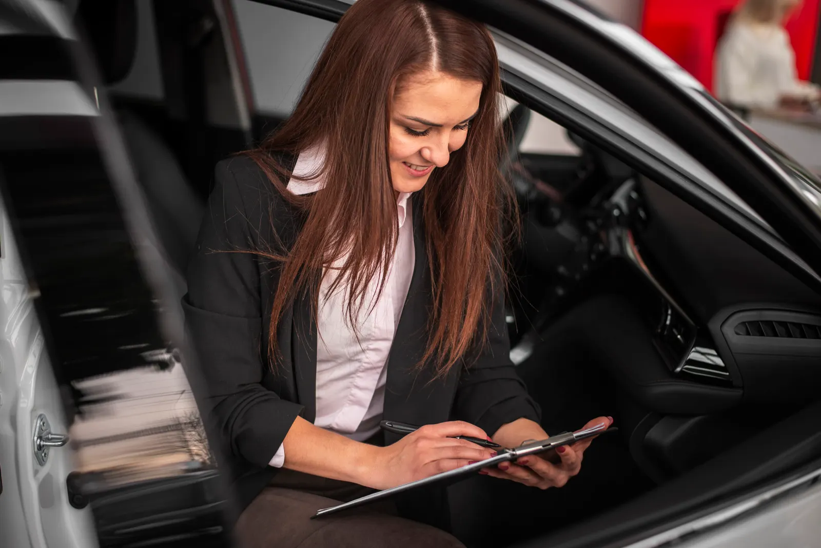 New Ontario MTO Foreign License Regulation: Step-by-Step License Conversion Scenarios and Insurance Impacts